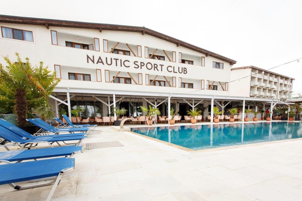 Nautic Sport Club Hotel Navodari Exterior photo